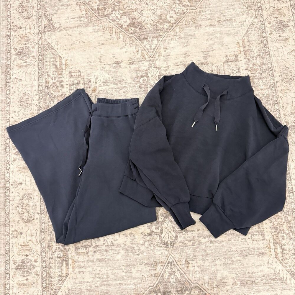SPANX AirLuxe 2 Piece Set Medium Navy Funnel Neck Pullover Wide Leg Pants